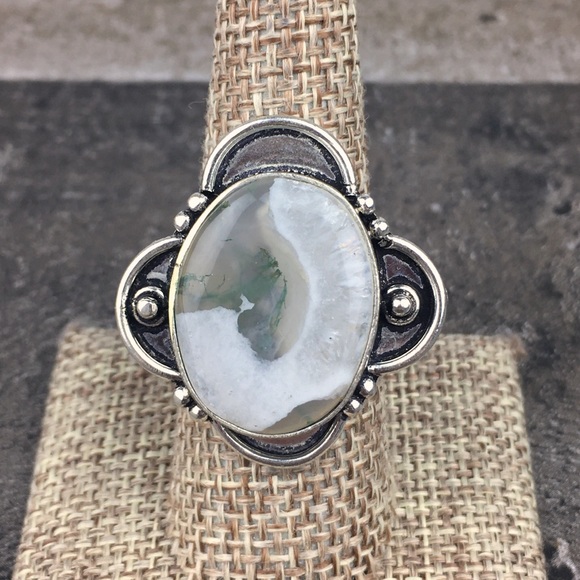 Solar Quartz Stone Ring Size 8.75 - Picture 3 of 9